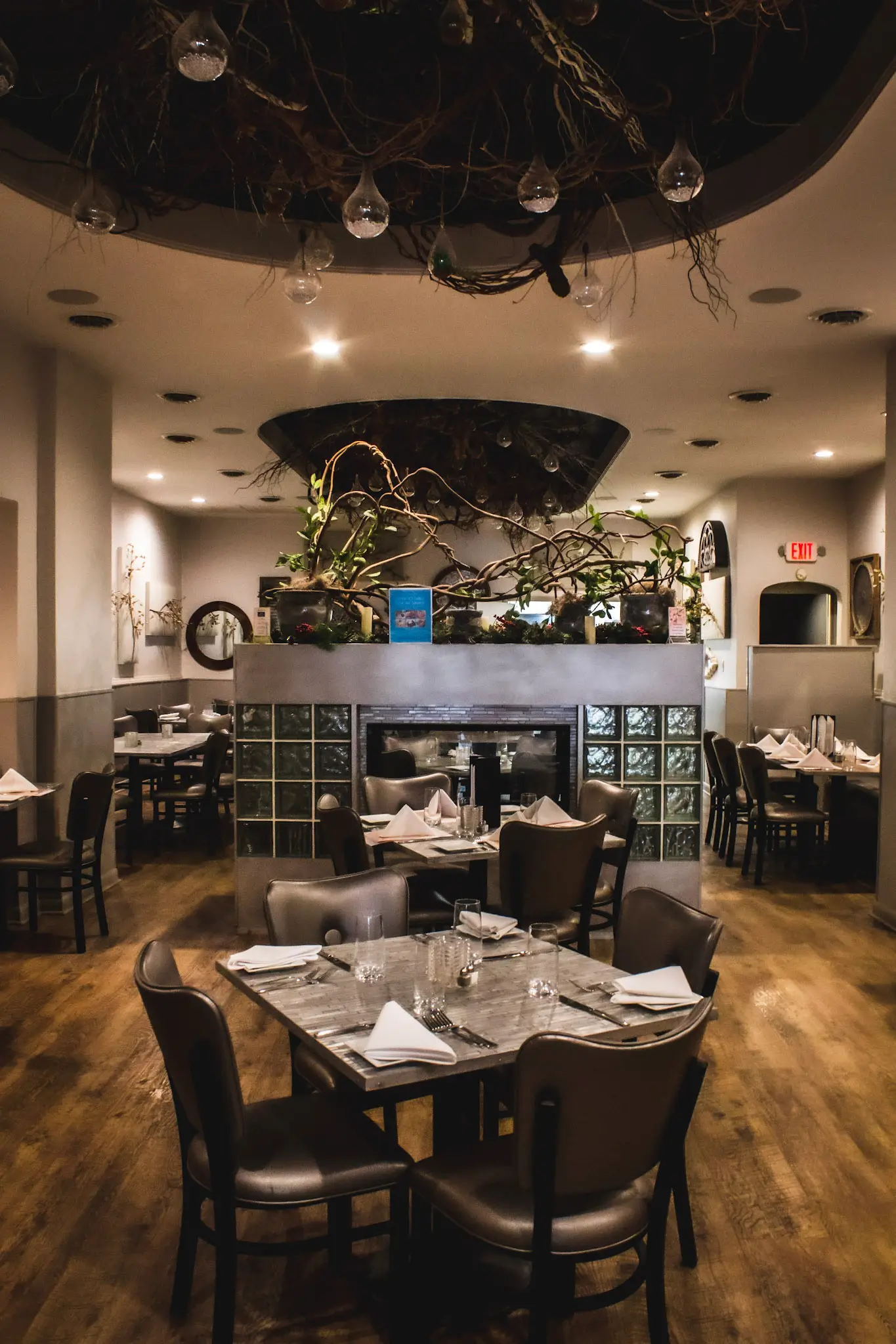 Reservations and Dining